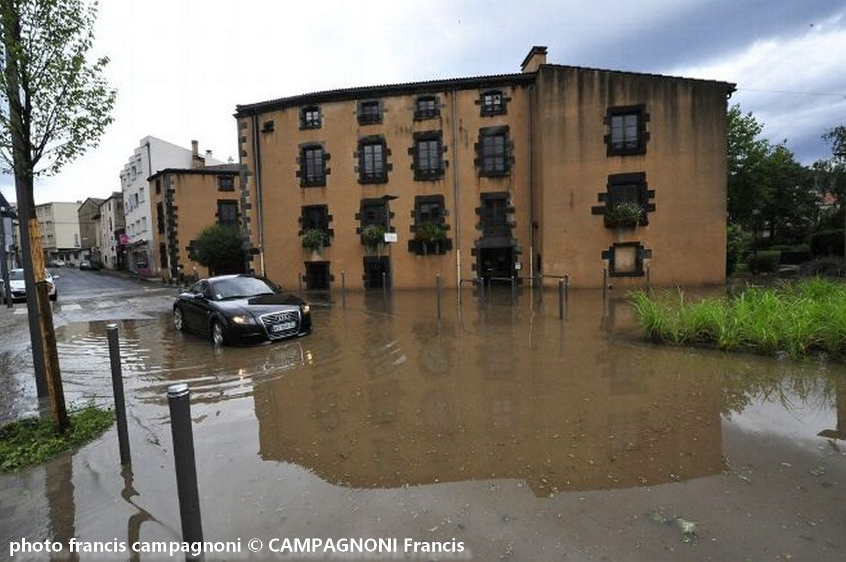 inondation à Chamalières le 9 août 2014