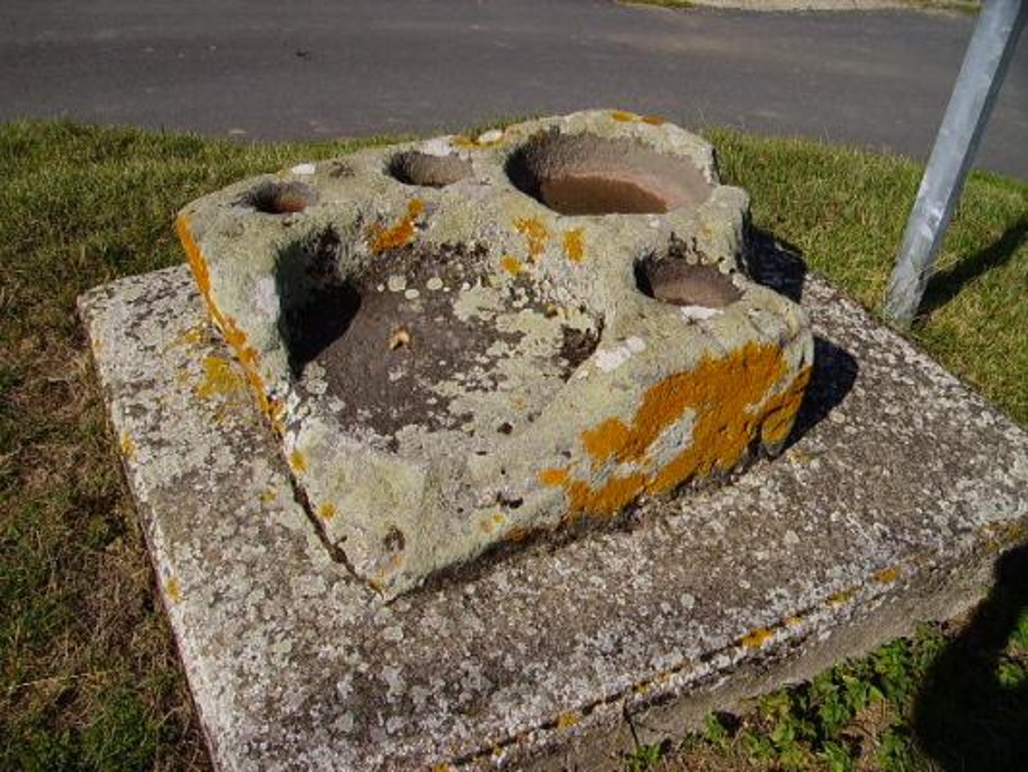 Pierre de la dîme à Prompsat